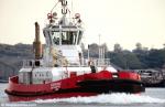 ID 2705 REDBRIDGE (1995/399grt/IMO 9116888. Renamed ADSTEAM REDBRIDGE in 2005, SVITZER REDBRIDGE in 2008) at speed in Southampton Water, England.